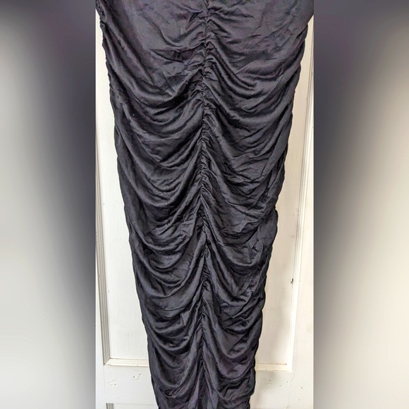 Forever 21+ Women's Strapless Ruched Dress - Picture 7 of 10